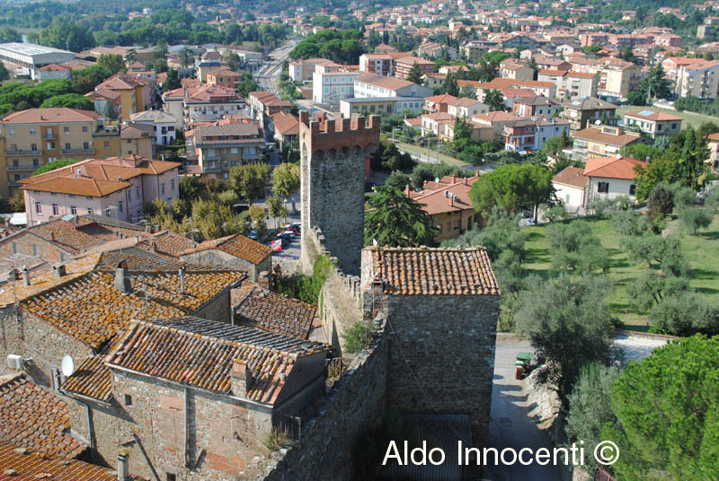 PASSIGNANO: IL PAESE DALLA ROCCA 5' IMMAGINE